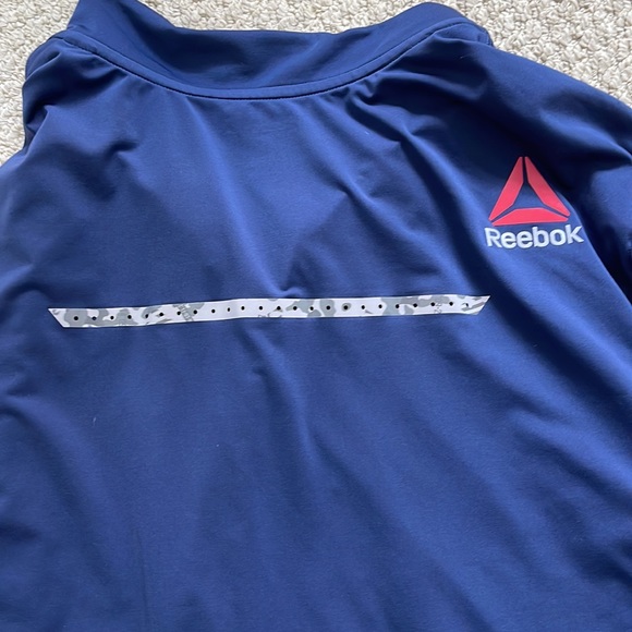 Reebok - Picture 7 of 8